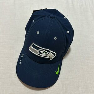 NWT - Seahawks Nike dri-fit cap